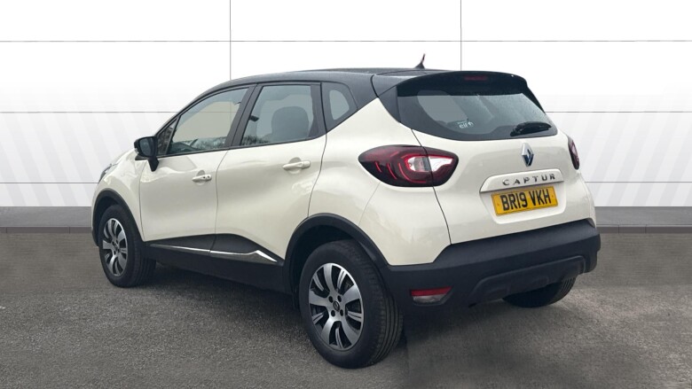 Renault Captur 0.9 TCE 90 Play 5dr Petrol Hatchback